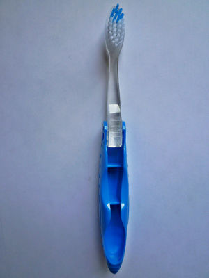 China Foldable Toothbrush TBRB01 supplier